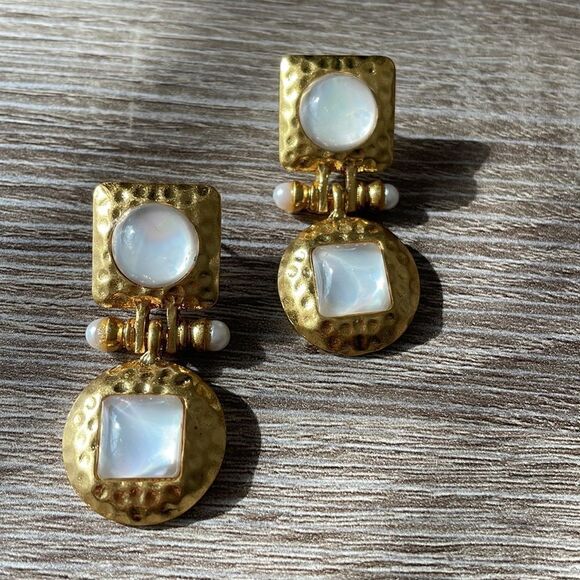 VintageāstyleāearringsāN29 - Picture 2 of 5